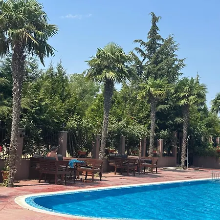 Chateau Del Marina Penthouses
