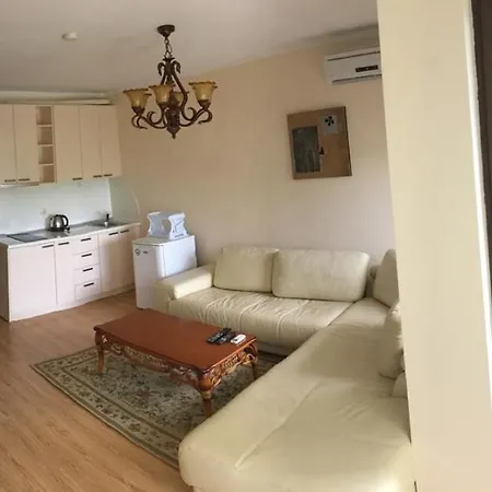 Chateau Del Marina Penthouses Lägenhet