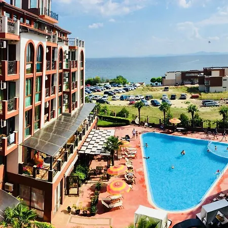 Chateau Del Marina Penthouses * Nesebar
