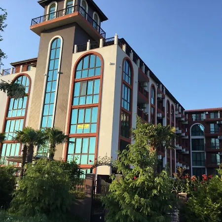 Chateau Del Marina Penthouses Apartament *