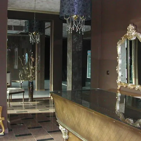 Chateau Del Marina Penthouses Νεσέμπαρ